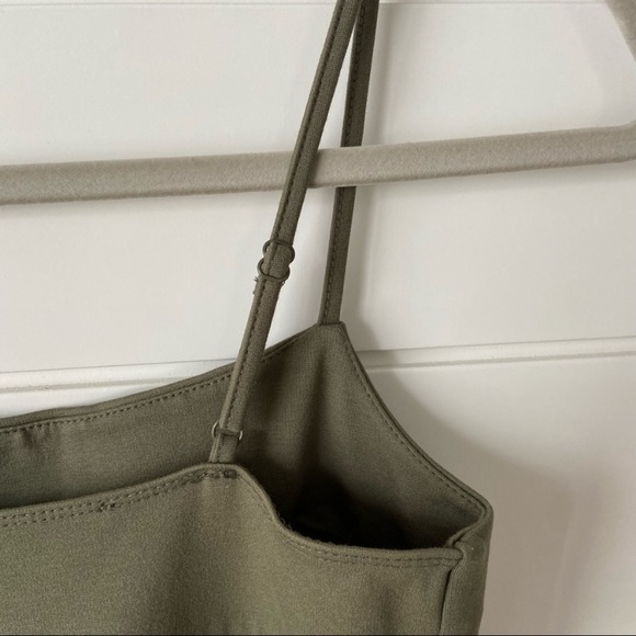 Dynamite Dress - Picture 5 of 5